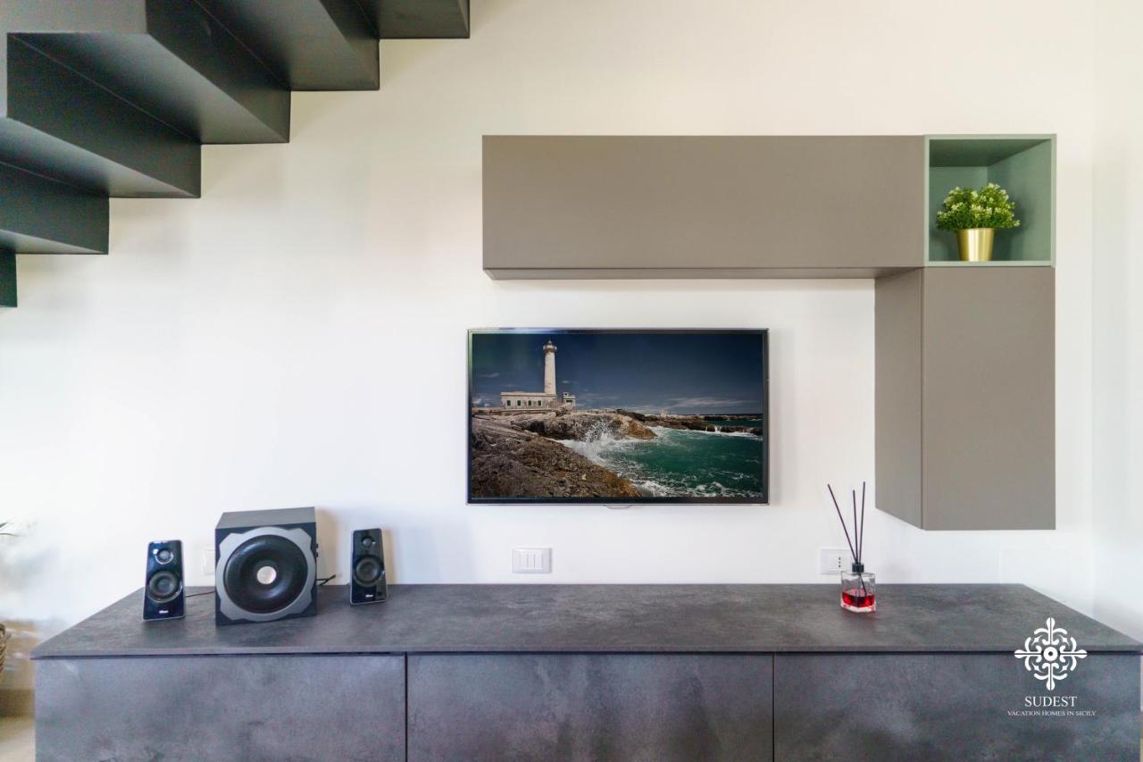 Villa Vittoria - Waterfront House أوغوستا المظهر الخارجي الصورة
